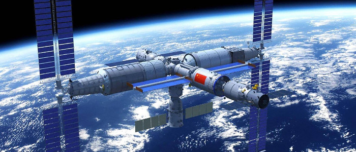 Китай запускає трьох астронавтів, розширюючи свою космічну станцію