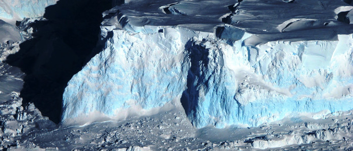 «Льодовик судного дня» тане ще швидше через земне ядро