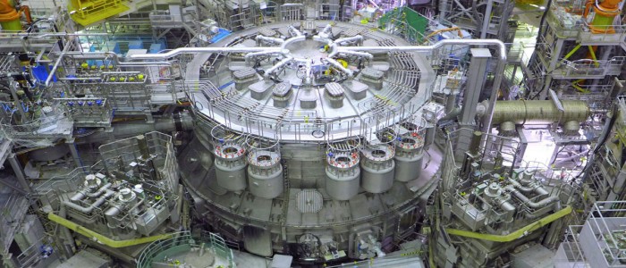 Японія завершує будівництво найбільшого у світі термоядерного реактора