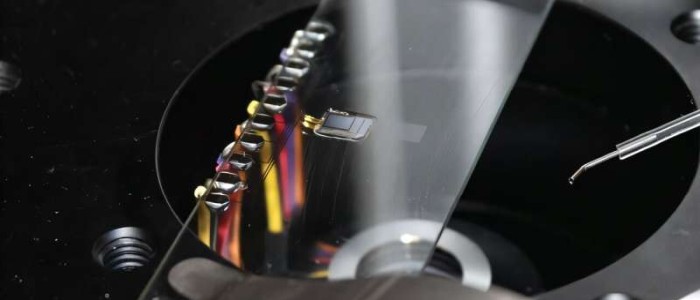 Мініатюрна лазерна технологія може принести лабораторні тести у ваш дім