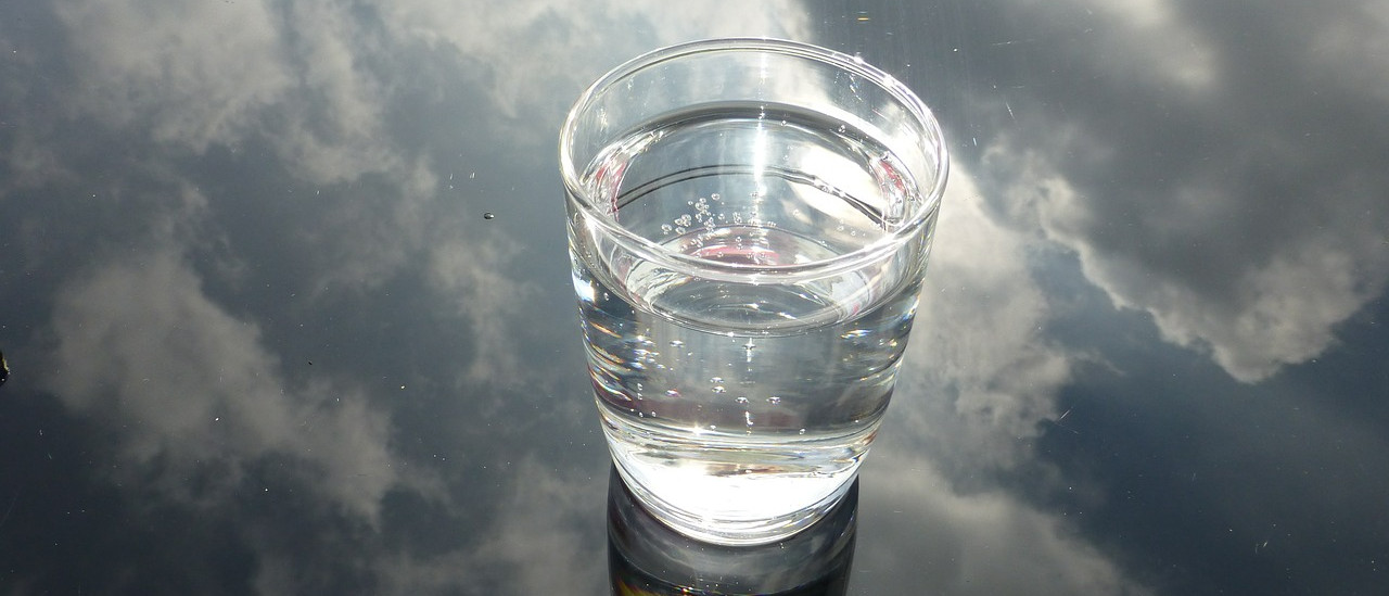 Дослідження: питна вода запобігає серцевій недостатності