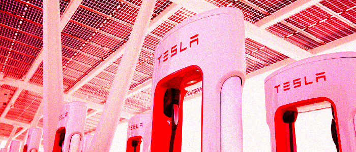 Ціни на електрозаправних станціях Tesla у Європі різко зросли