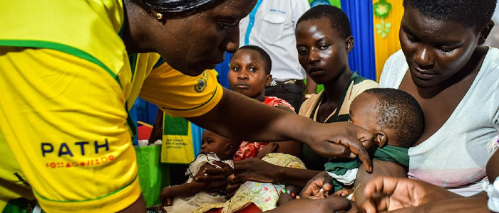 Перша у світі вакцина проти малярії нарешті готова до впровадження