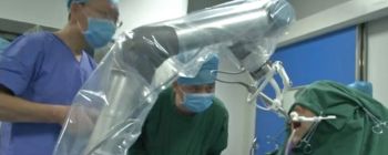 Китайський робот-стоматолог вперше оперував людину
