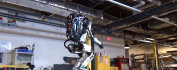 Двоногий робот Бостон Дайнемікса тепер може робити сальто взад
