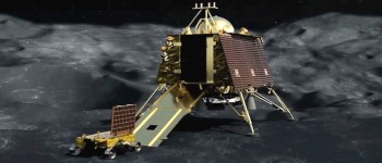 Індія втратила зв'язок з місячним посадковим модулем