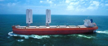 На гігантські контейнеровози ставлять вітрила 