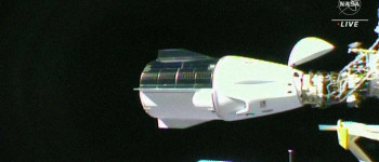 Астронавти Spacex зіткнулися із загадковим об'єктом під час стикування з МКС